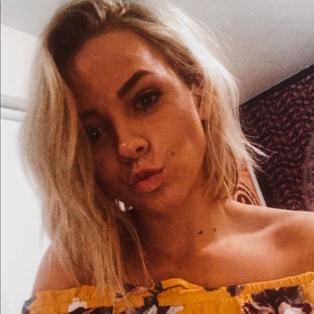 Meet your Posher, Saydie